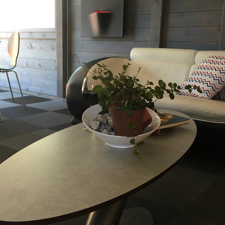 Maven Kustnaera Stugor Kappelshamn エクステリア 写真